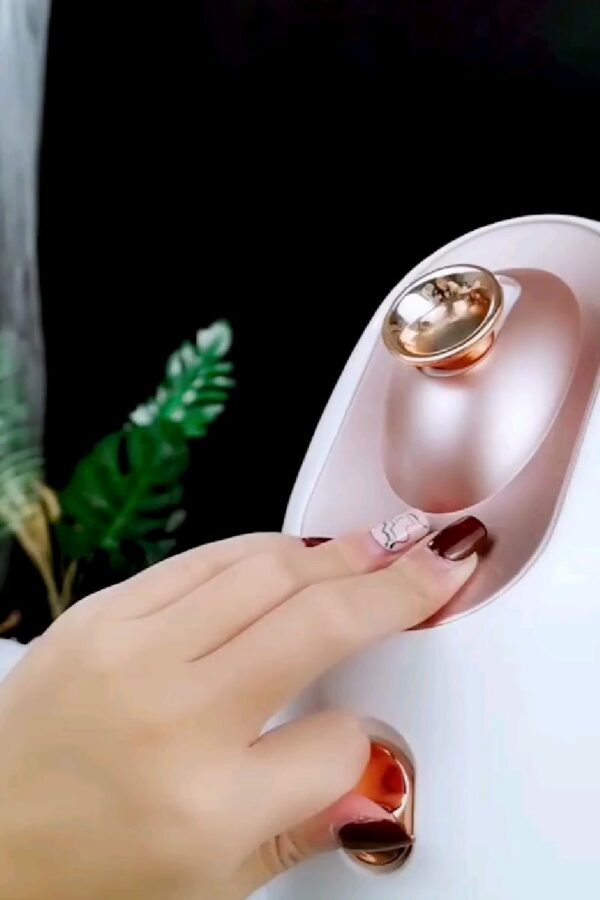 Hot and cold face steamer - Image 2